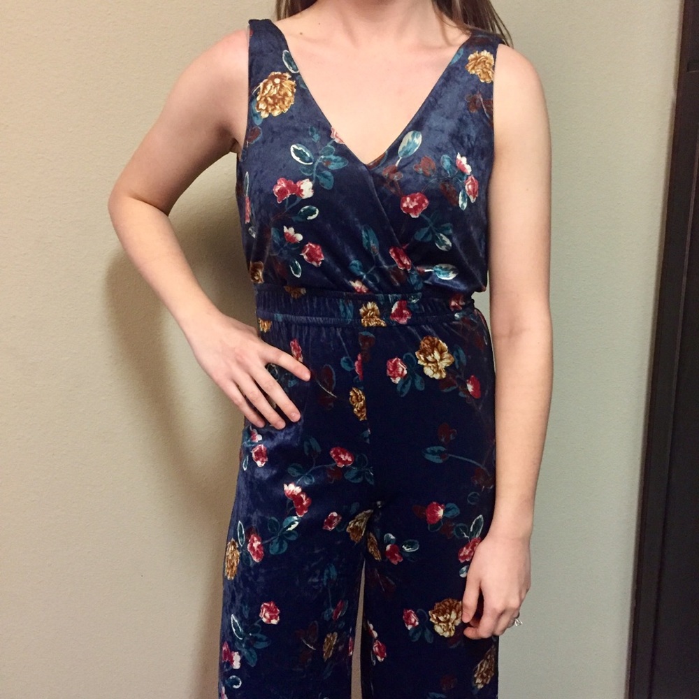 HP Crushed Velvet Floral Jumpsuit